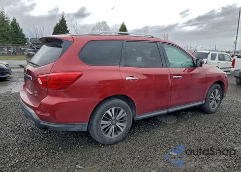 2017 Nissan Pathfinder S z USA, uszkodzony, nr VIN 5N1DR2MM2HC686483